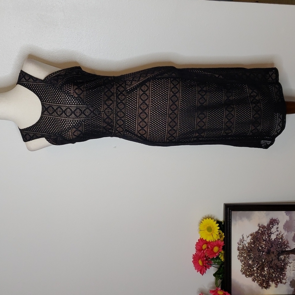 BCBG MaxAzria Dena Lace Dress Black Style #UCE63O06 Celeb Style Luxury Nude - Picture 8 of 14